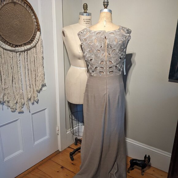 NWT Kay Unger 12 Bandage Stretch Lace Back Long Dress Mother Bride Formal Beige - Picture 6 of 8